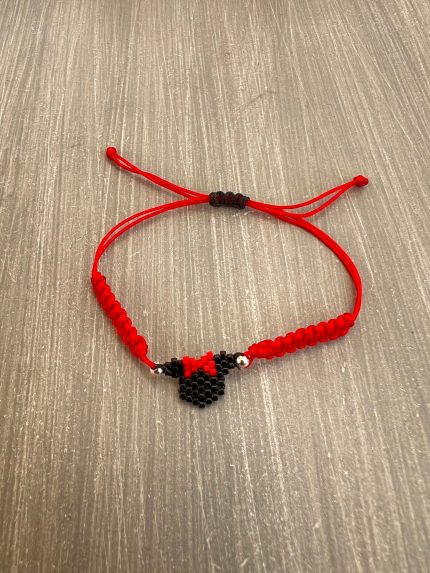 Βραχιόλι μακραμέ με την Minnie κεντημένη με χάντρες Miyuki