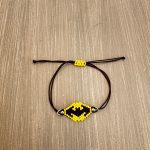 Βραχιόλι μακραμέ με τον Batman κεντημένο με χάντρες Miyuki