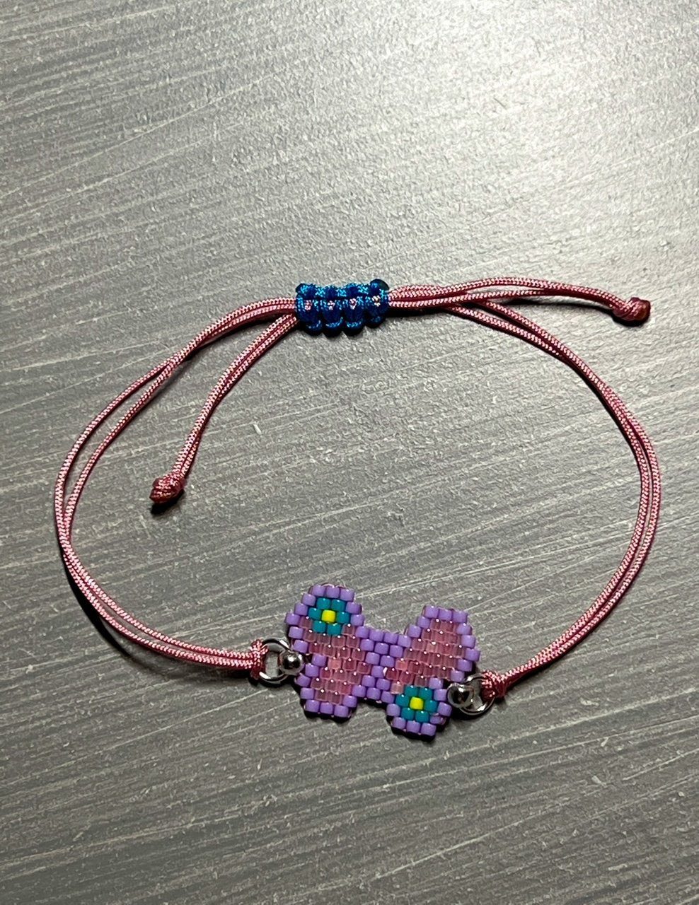 BRA30.jpg Βραχιόλι μακραμέ πεταλούδα κεντημένη με χάντρες Miyuki - Image 1