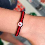 Βραχιόλι μακραμέ μονόγραμμα F