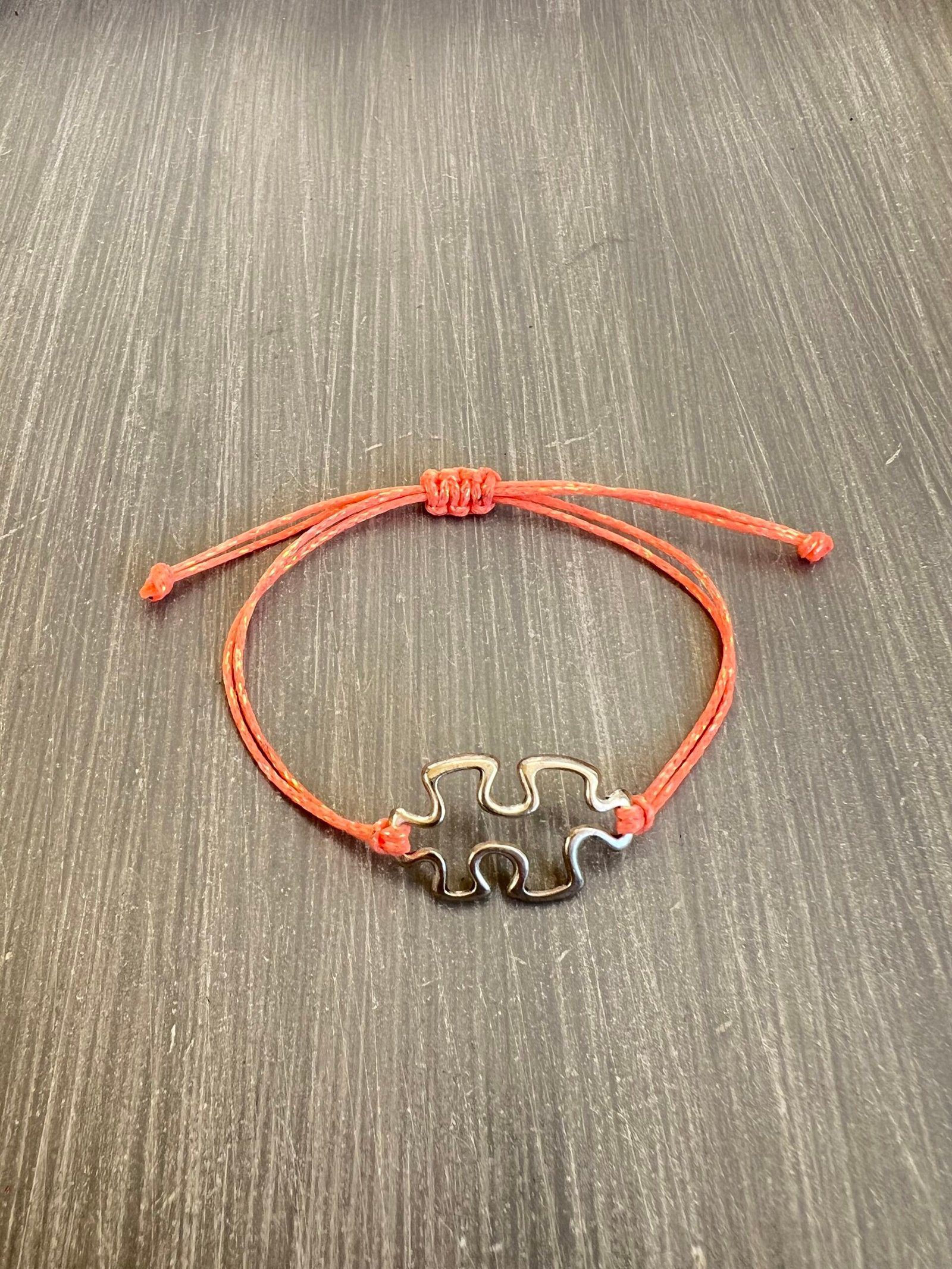 BRA56W-scaled-1.jpeg Βραχιόλι μακραμέ παζλ με πορτοκαλί κορδόνι - Image 1