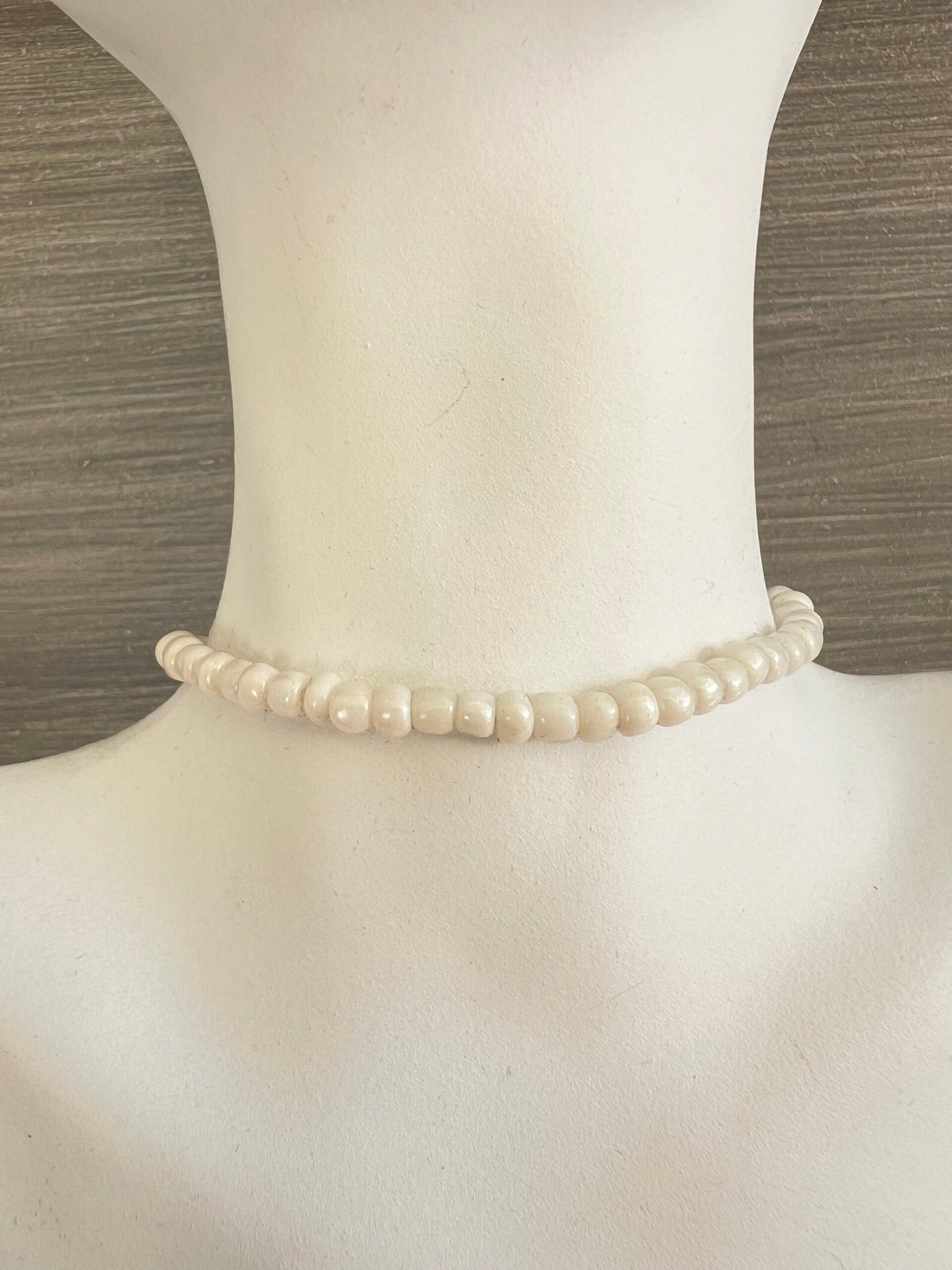 BRA81W-scaled-1.jpeg Βραχιόλι λευκές χάντρες - Image 1