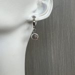 Ασημί κρίκοι με καρδιές