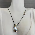 Κολιέ ασημί σταγόνα με μαύρο κορδόνι