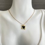 Κολιέ καρδιά κεντημένη με χάντρες Miyuki και μαύρη αλυσίδα