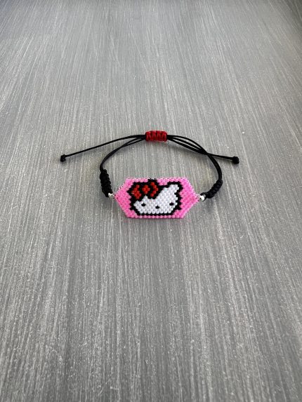 Βραχιόλι μακραμέ Hello Kitty κεντημένη με χάντρες Miyuki