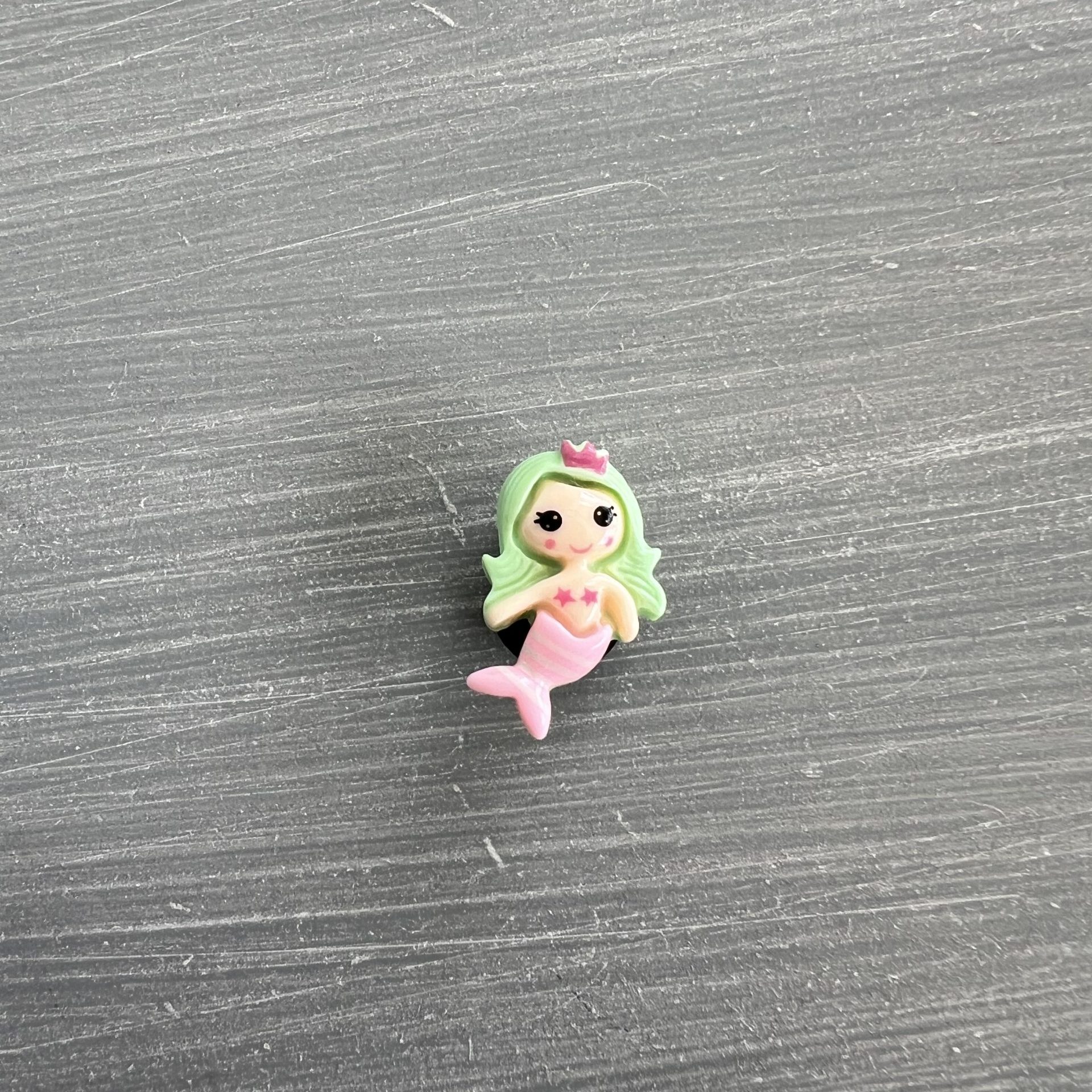 CR164 Αξεσουάρ Crocs Mermaid - Image 1