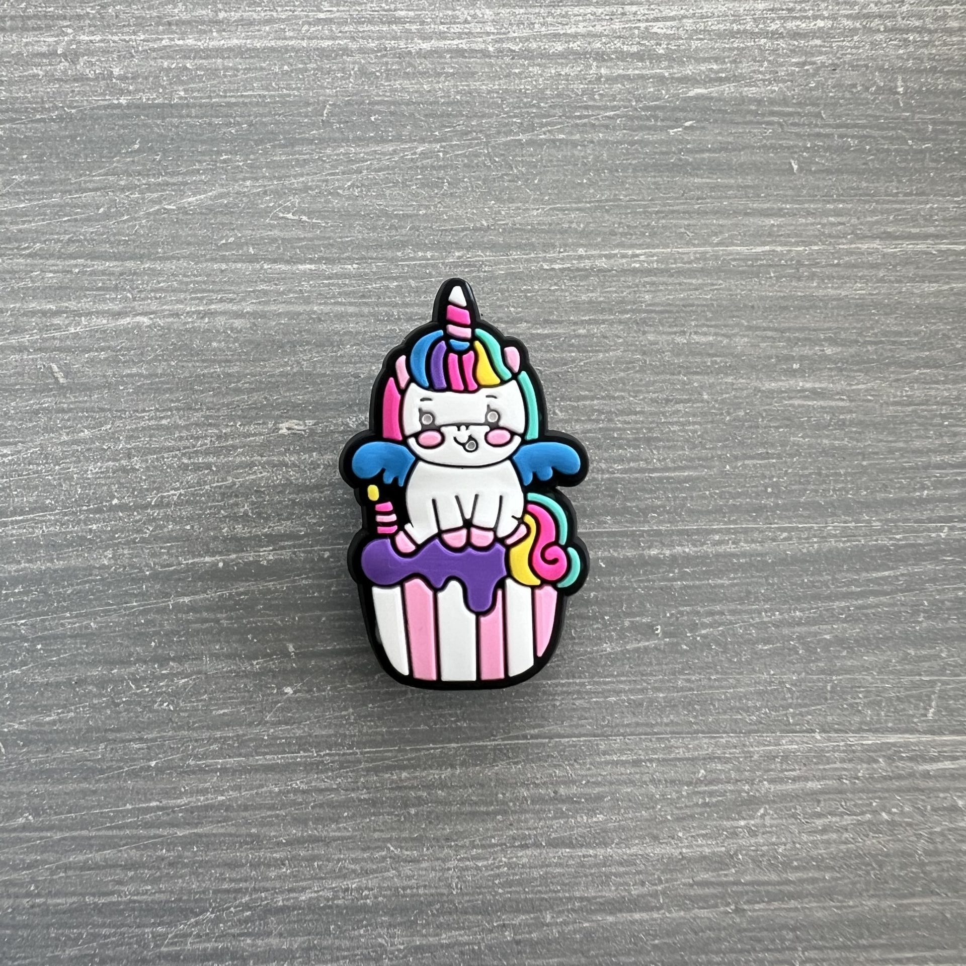 CR238 Αξεσουάρ Crocs Unicorn - Image 1