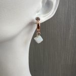 Ροζ κρίκοι με φεγγαρόπετρες