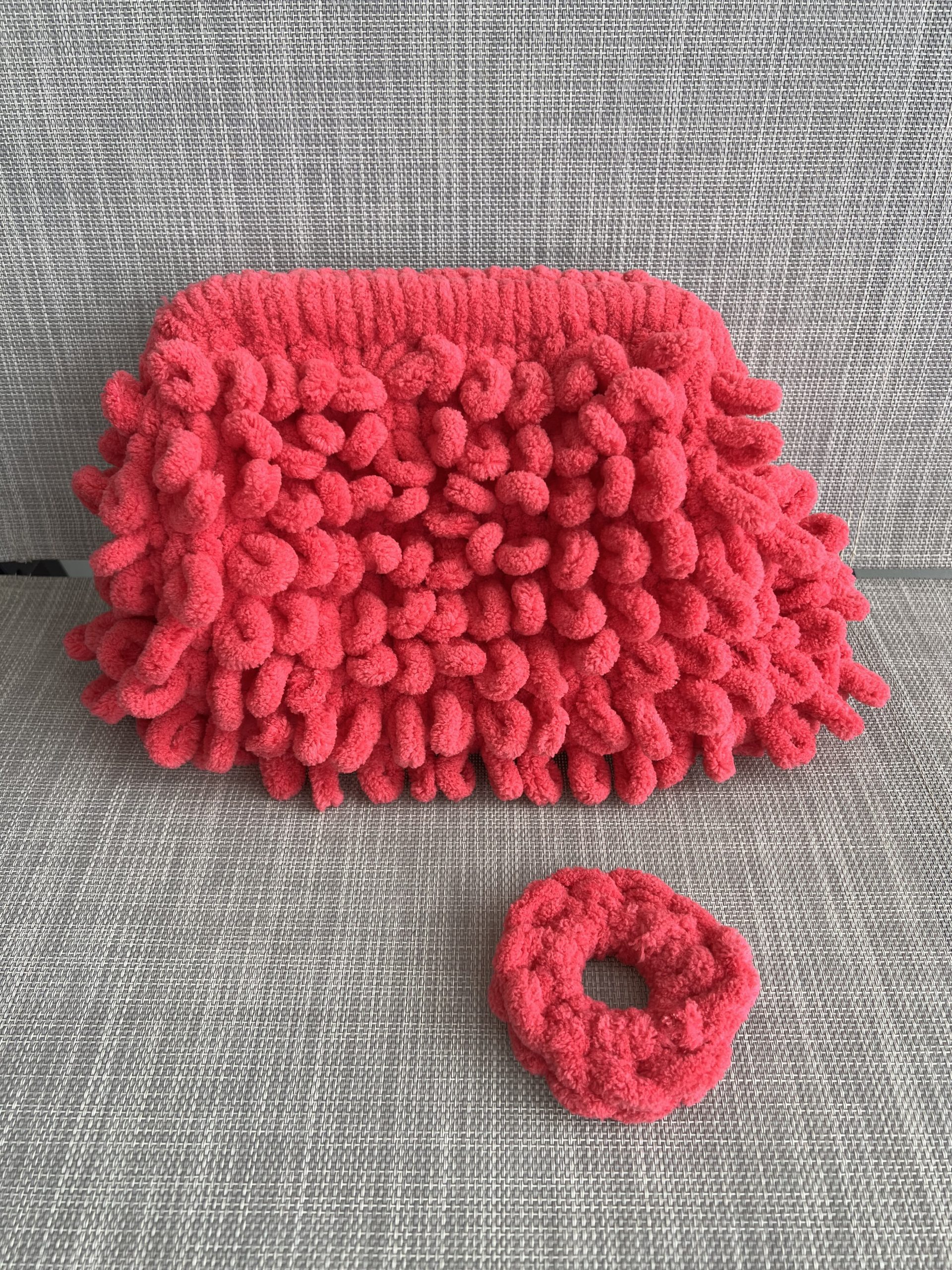 BG4 Puffy Bag Fuchsia 25cm - Image 1