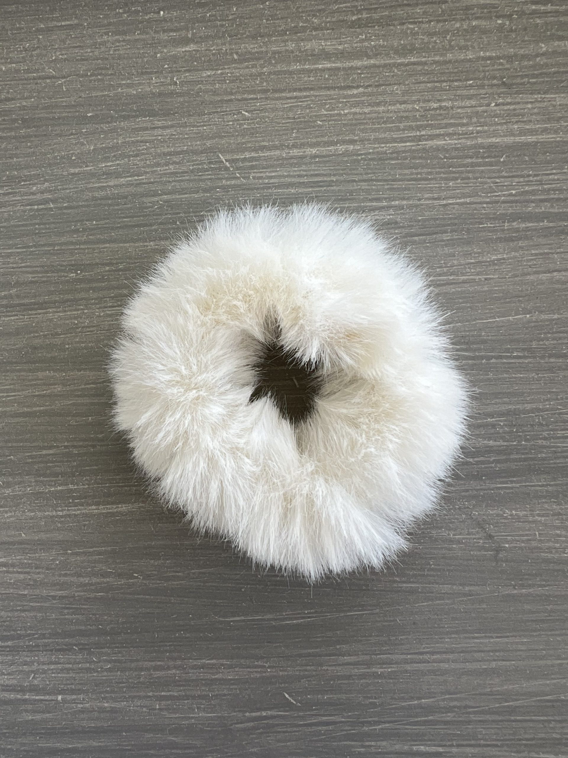 HR20 Λαστιχάκι για τα μαλλιά άσπρο - Image 1