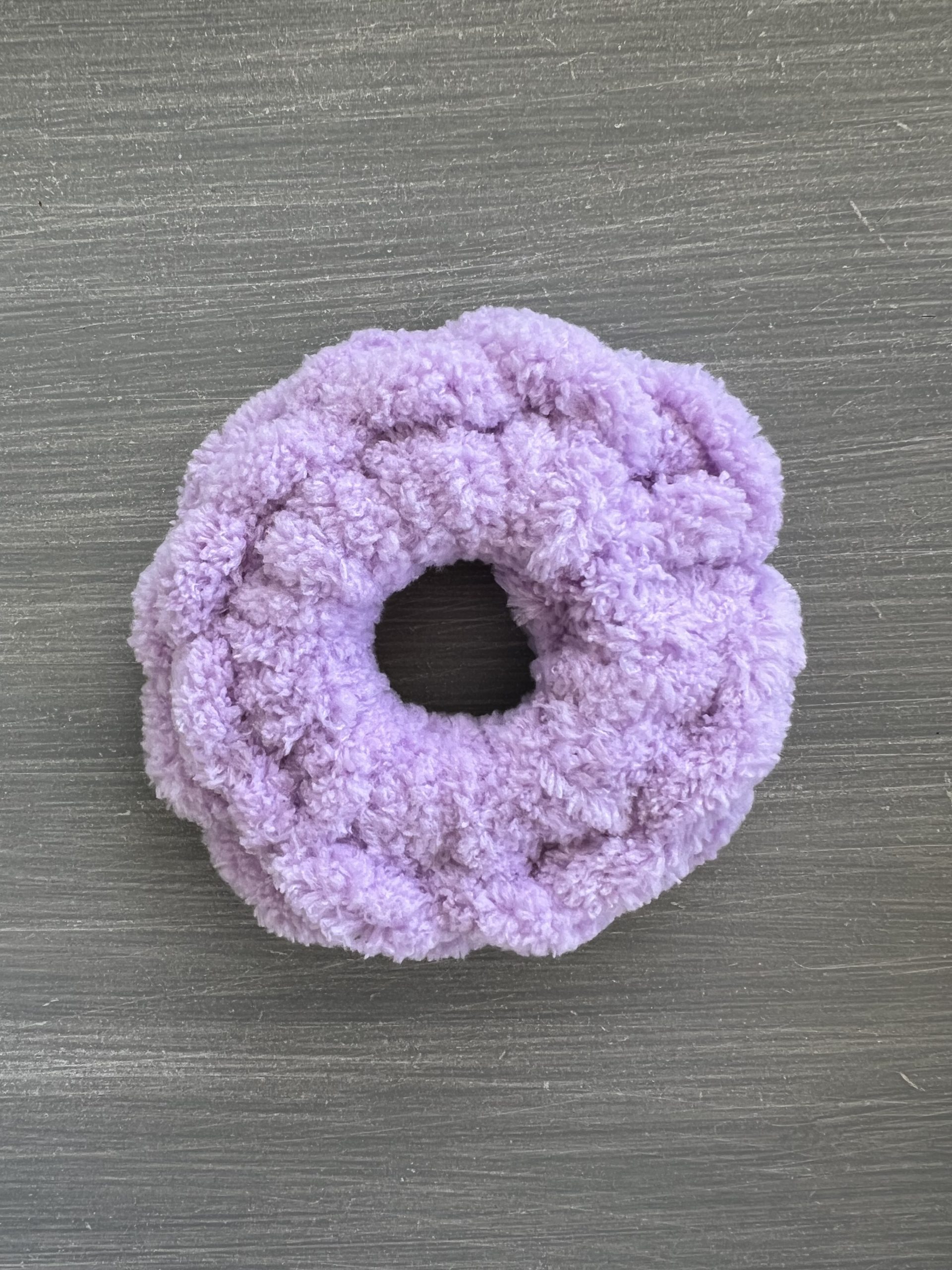 HR29 Puffy Scrunchie Lila - Image 1