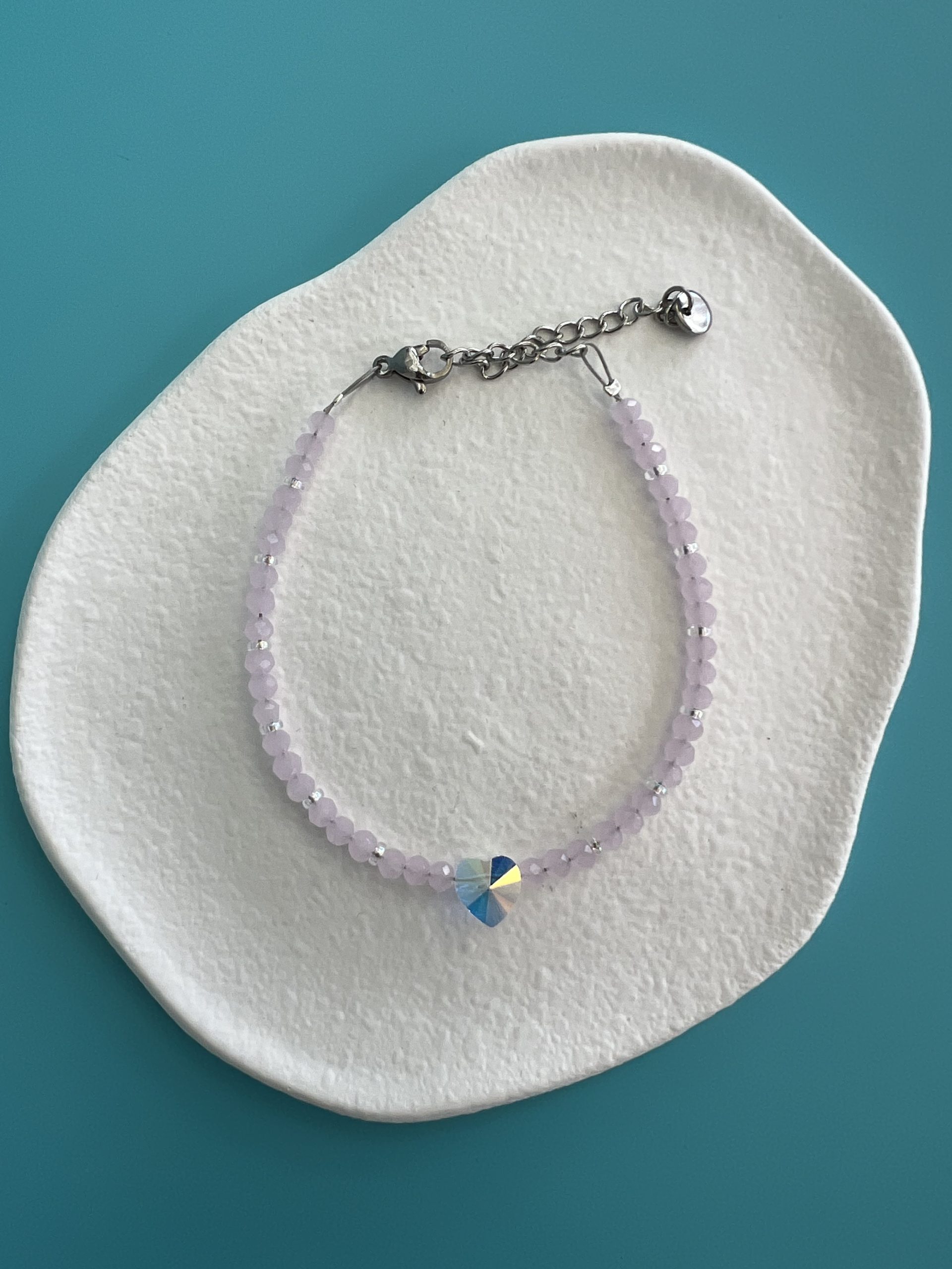 BRA172 Βραχιόλι με καρδιά και ροζ πέτρες Swarovski και ασημί αλυσίδα - Image 1