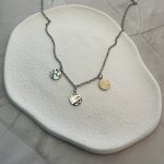 Κολιέ με κύκλους και ασημί αλυσίδα