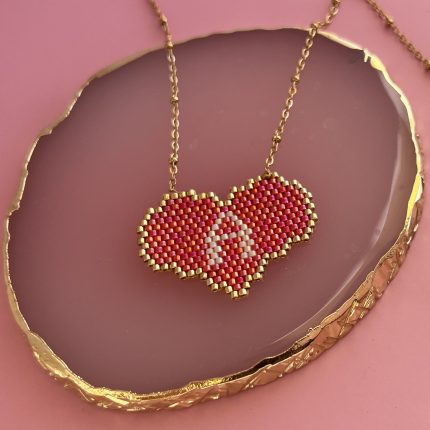 Κολιέ καρδιά και μονόγραμμα Α με χρυσή αλυσίδα κεντημένο με χάντρες Miyuki