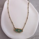 Κολιέ πράσινο μάτι κεντημένο με χάντρες Miyuki και χρυσή αλυσίδα