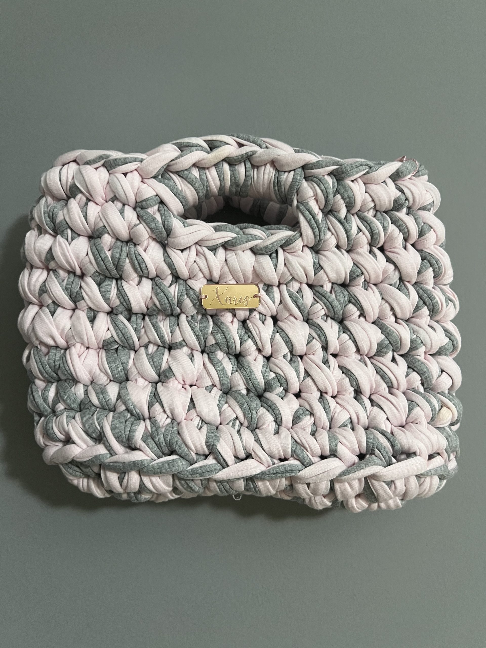 BG93 Τσάντα πλεκτή “Nostalgia” Grey - Pink - Image 1