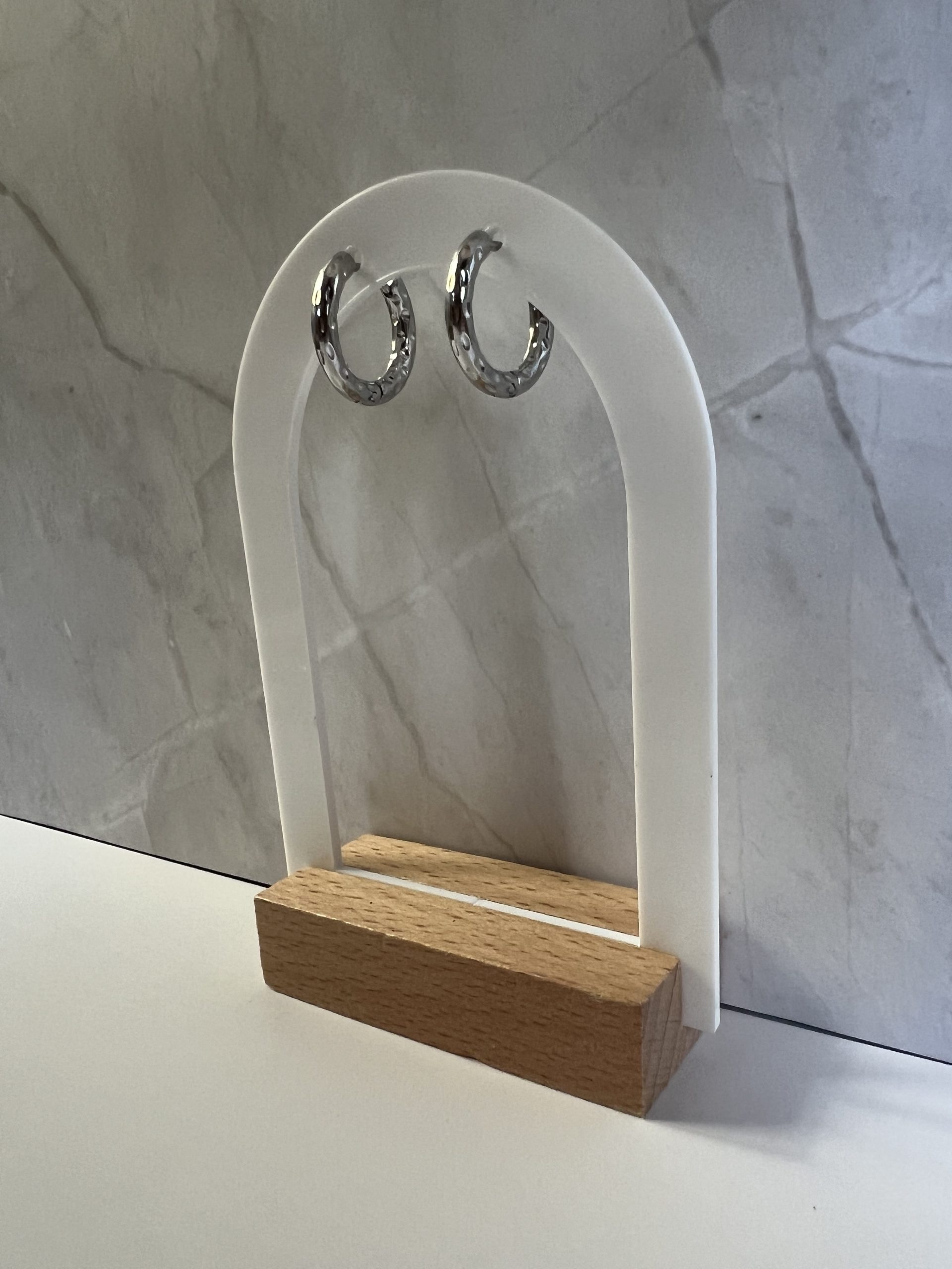 EAR133 Ασημί σφυρήλατοι κρίκοι διάμετρος 1 εκ. - Image 1