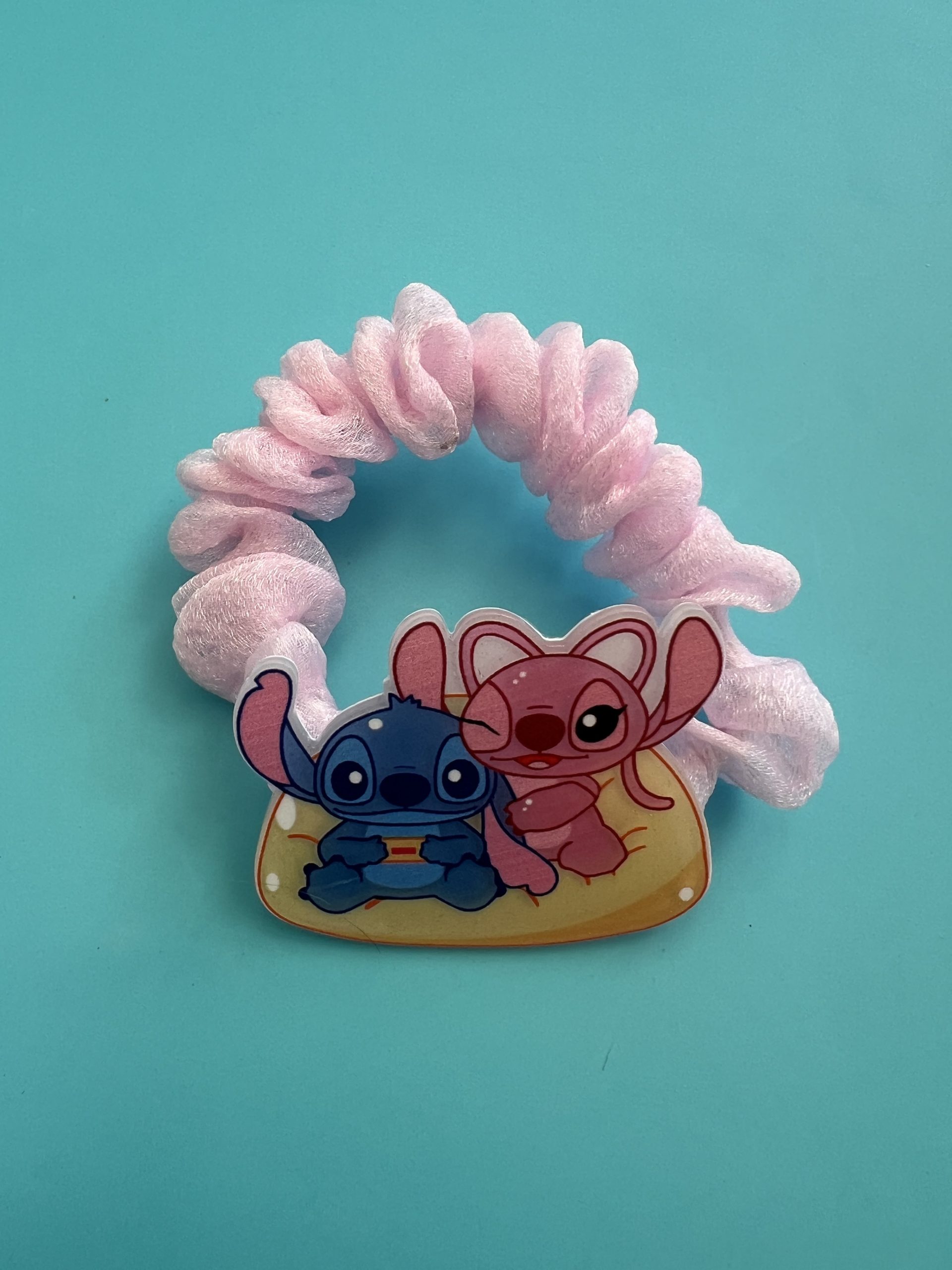 HR101 Scrunchie Stitch & Angel - Image 1