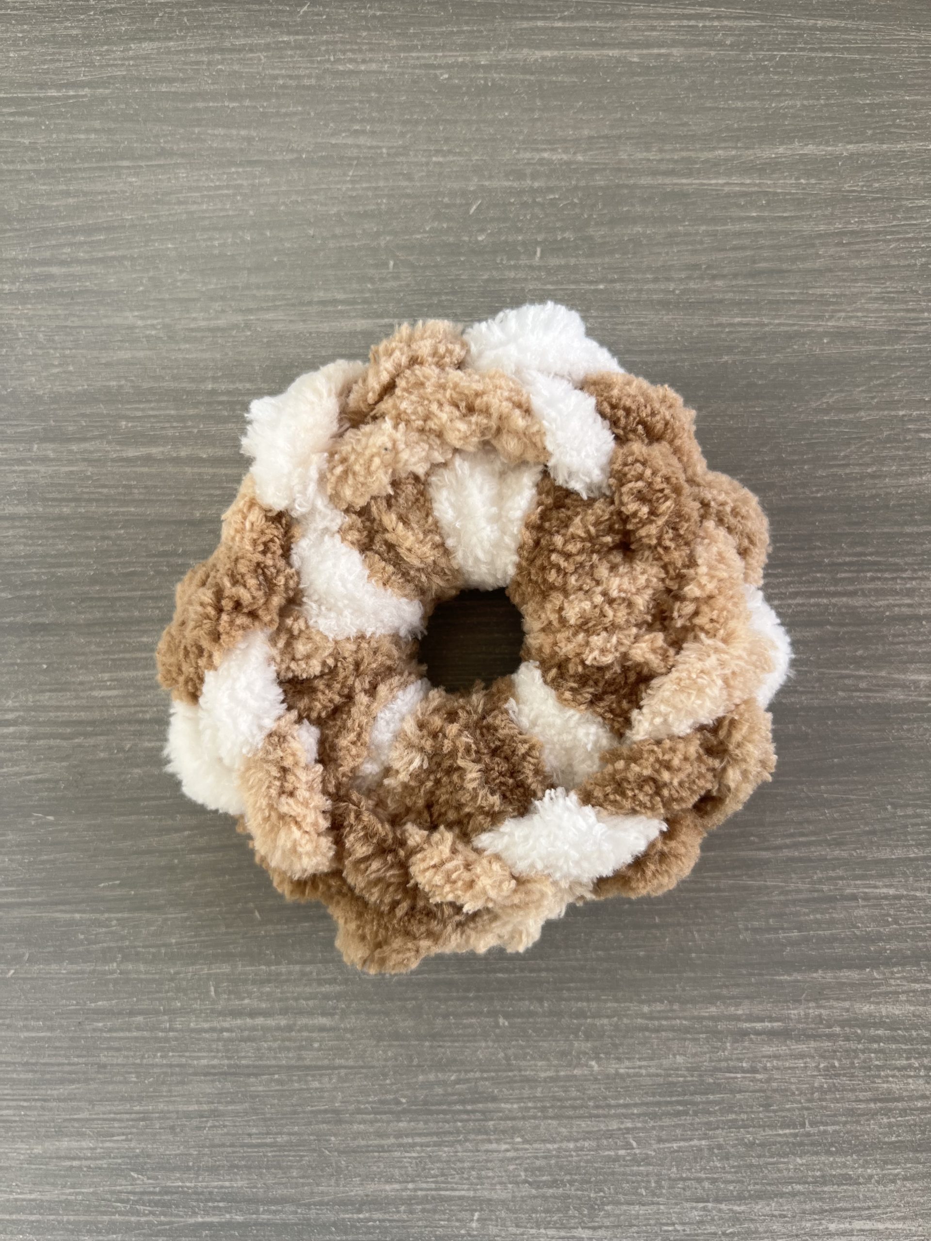 HR124 Puffy Scrunchie Multi Beige - Image 1