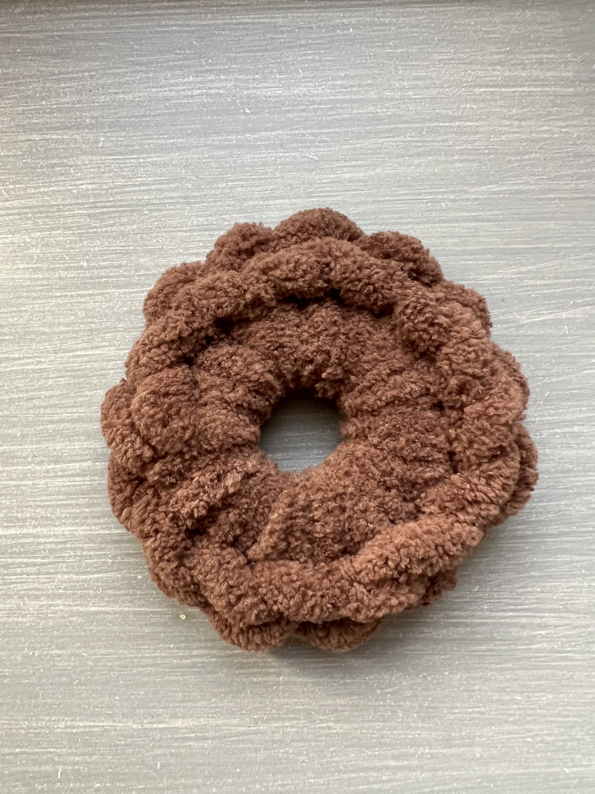 HR98 Puffy Scrunchie Teddy Bear - Image 1