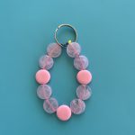 Μπρελόκ ροζ χάντρες