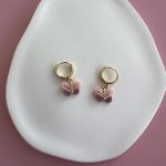 Χρυσοί κρίκοι πεταλούδες κεντημένοι με χάντρες Miyuki