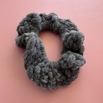 Λαστιχάκι για τα μαλλιά γκρι βελουτέ