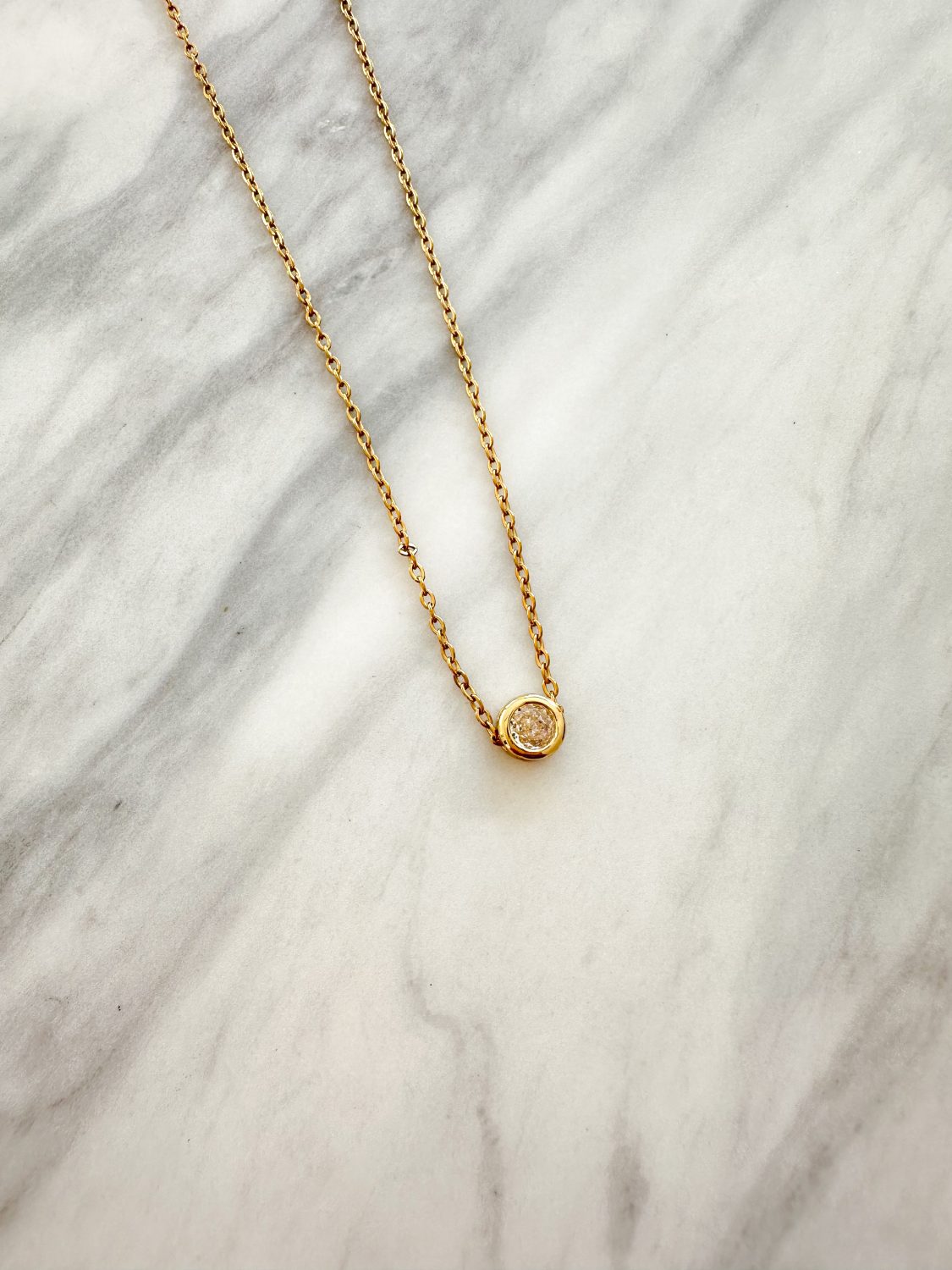 2491401 Round Zircon Necklace - Image 1