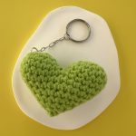 Μπρελόκ πράσινο καρδιά μακραμέ