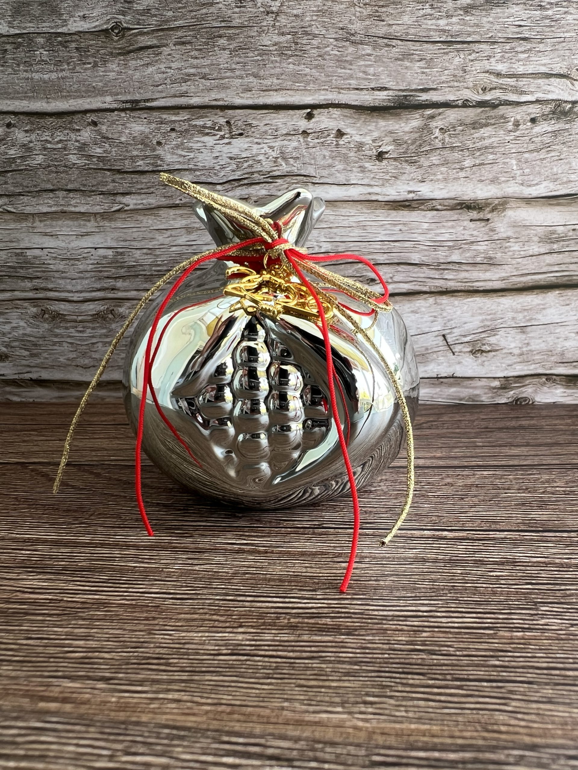 XD6 Γούρι Ασημί Ρόδι - Image 1